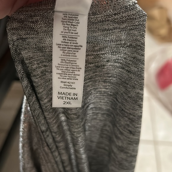 Lularoe Shirt - Picture 3 of 3